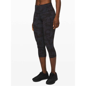 Lululemon Fast and Free Crop II 19" Non-Reflective
Incognito Camo Multi Grey Sz6